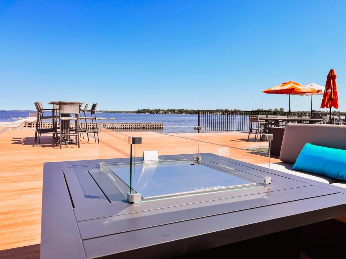 La Place Rendez-Vous Hotel Fort Frances Esterno foto