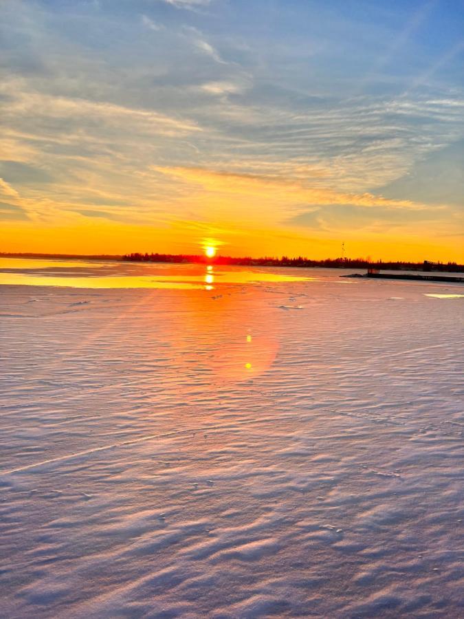 La Place Rendez-Vous Hotel Fort Frances Esterno foto